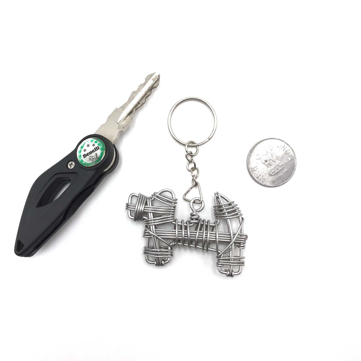 Miniature Wire Art Dog keychain hand-crafted from aluminium wire