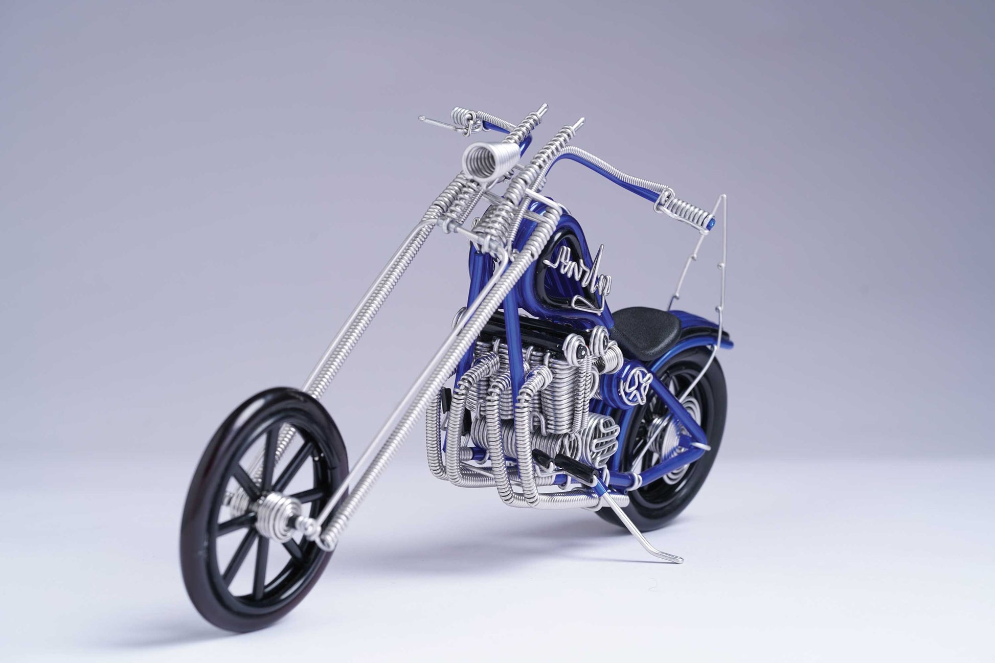 hand-crafted Wire-art Harley Bike