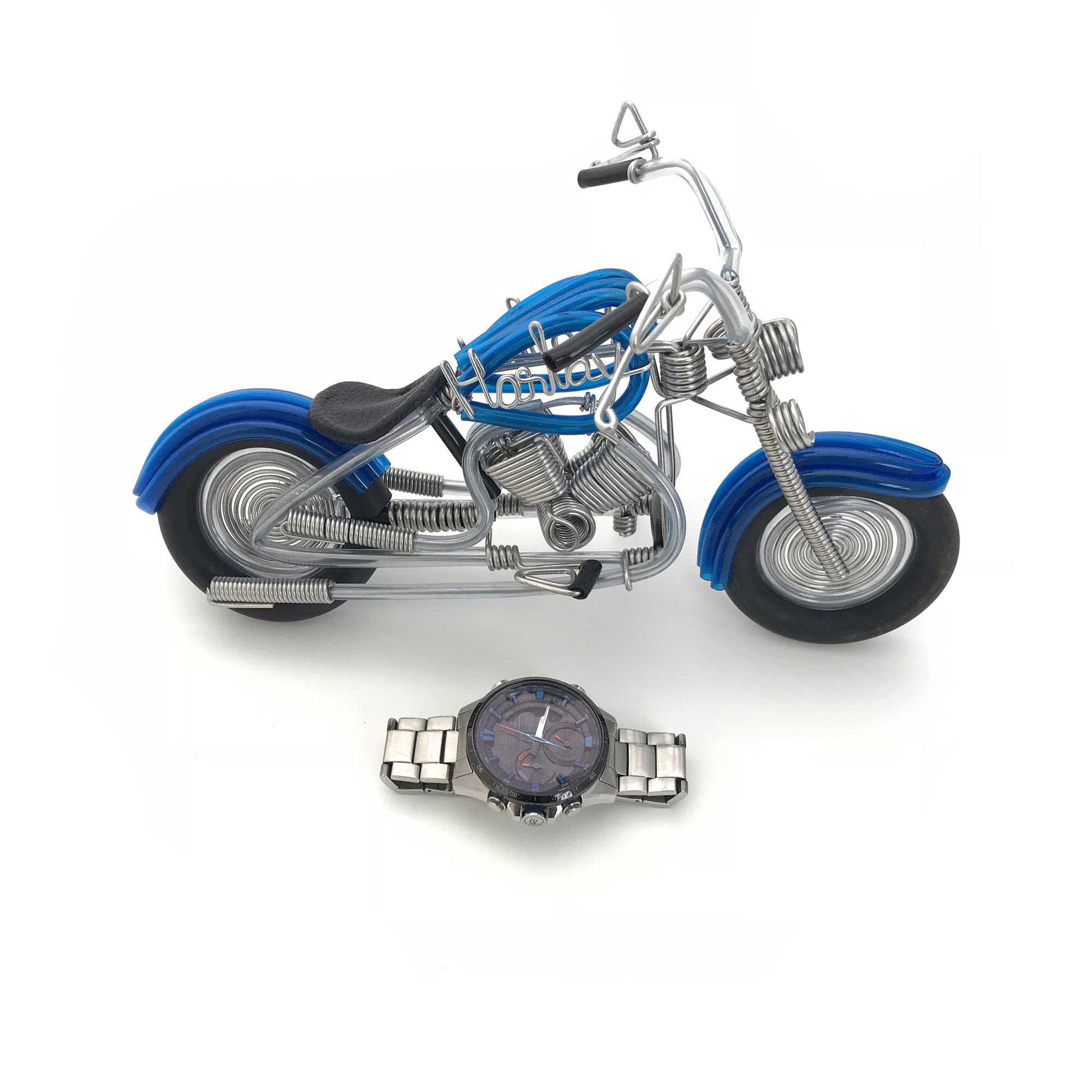 Miniature Wire Art cruiser motor bike hand-crafted from aluminium wire