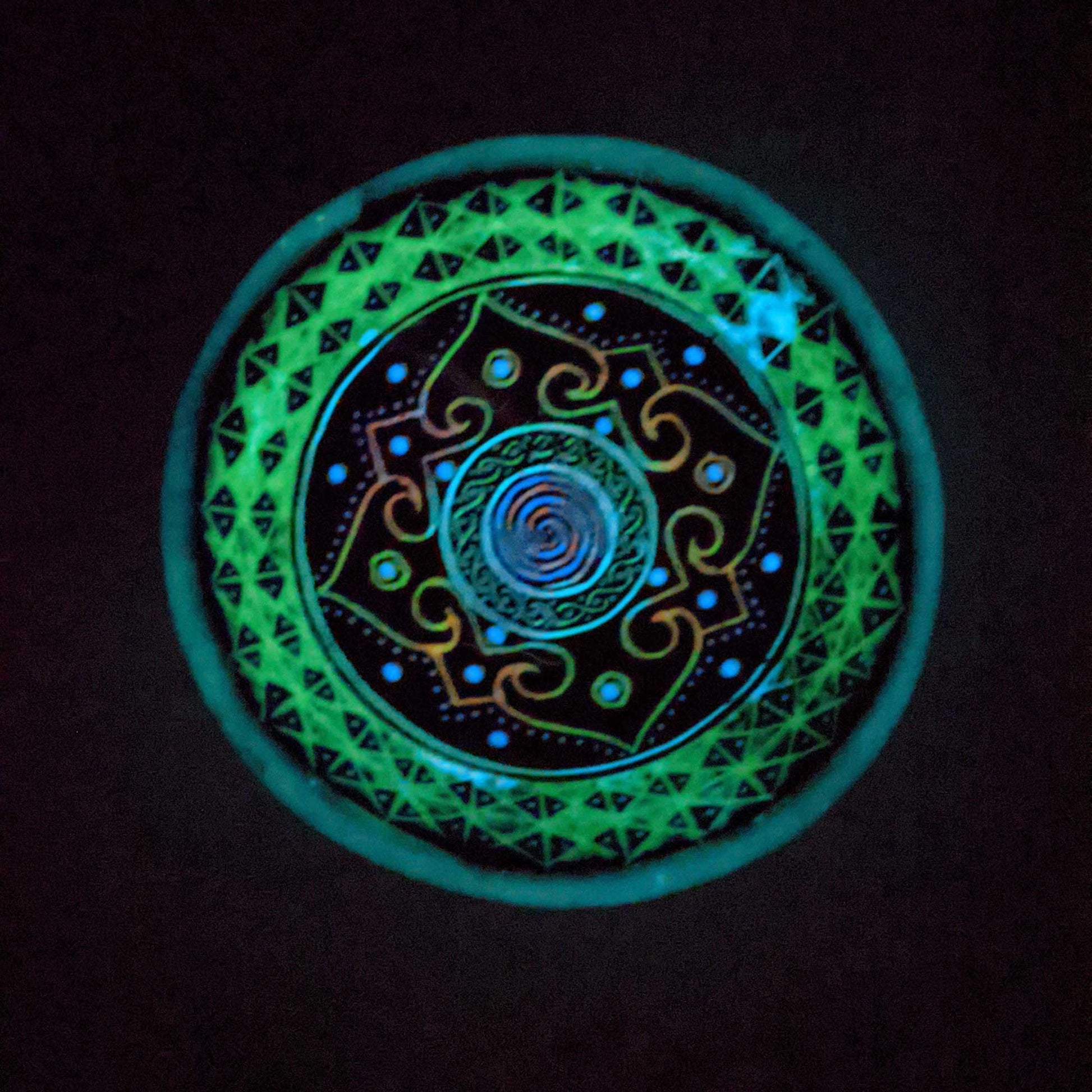 Black Bowl Front Glow
