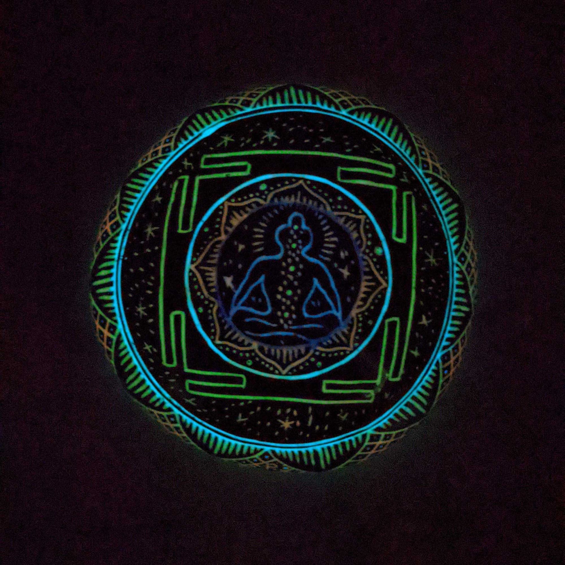 Black Bowl Back Glow