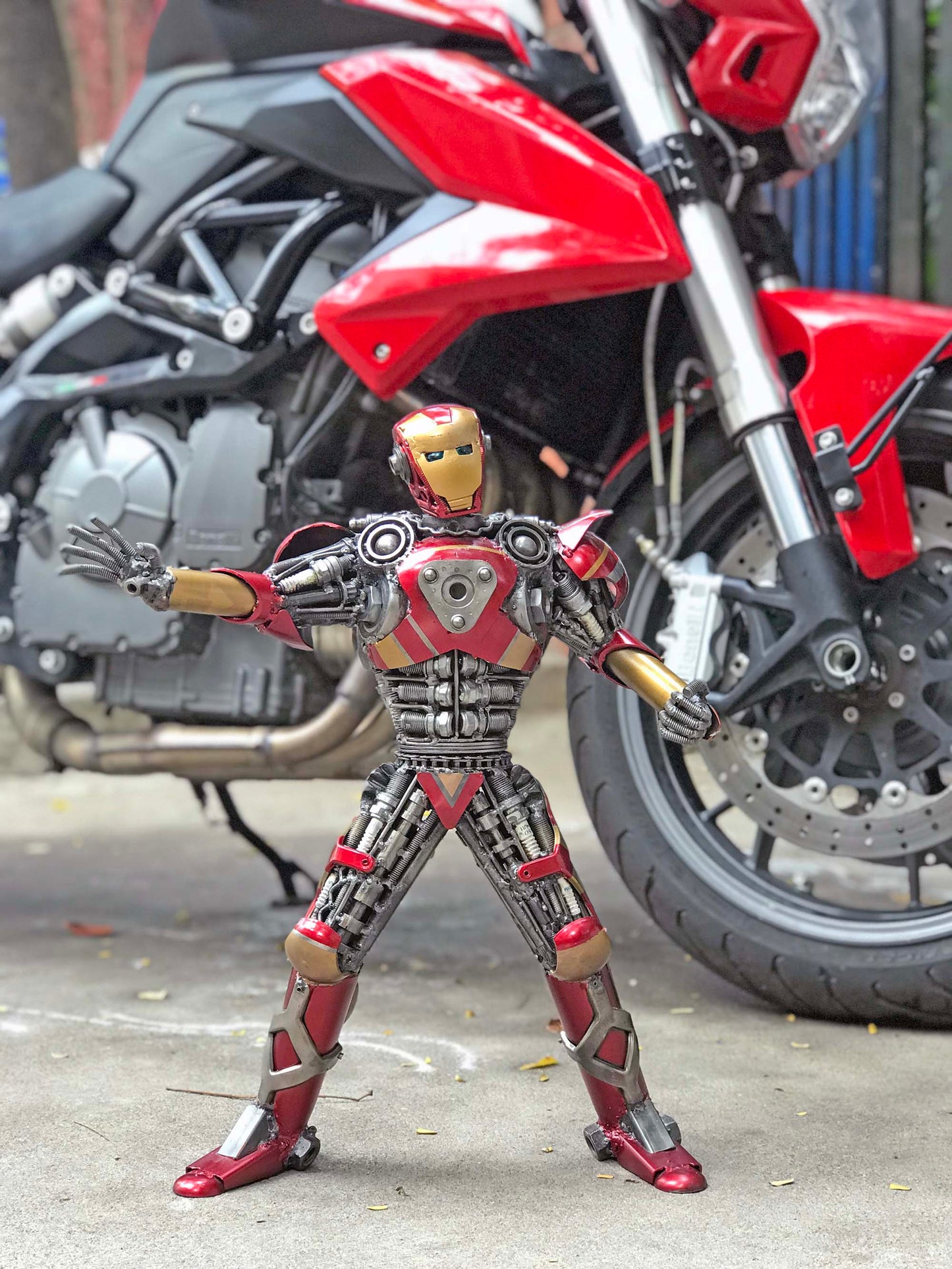 Avengers Iron Man metal action figure hand-crafted from junk auto parts with attention to detail