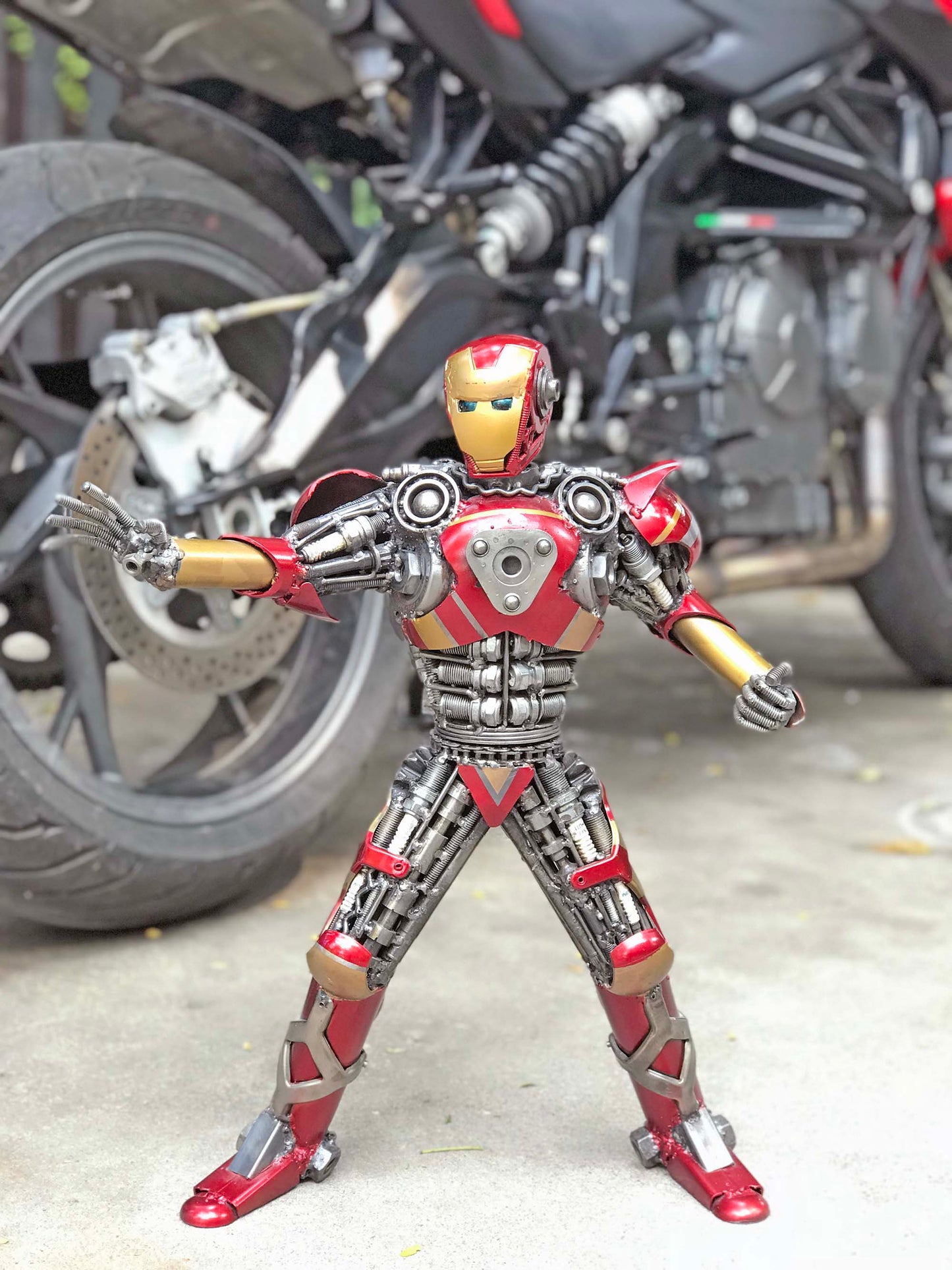 Avengers Iron Man metal action figure hand-crafted from junk auto parts with attention to detail