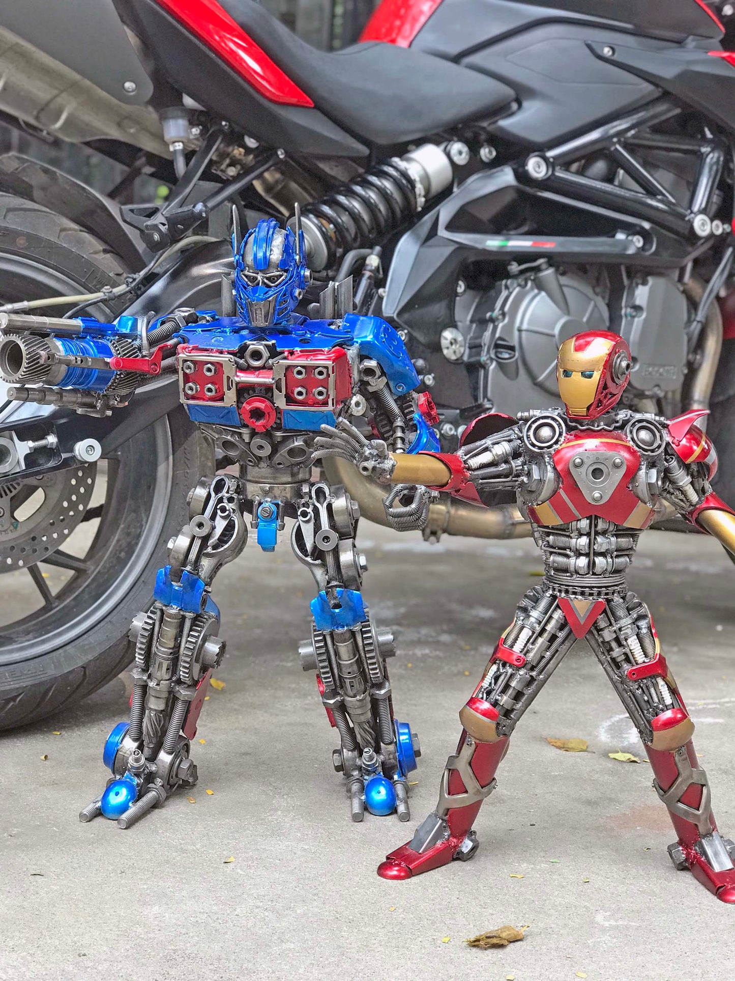 Avengers Iron Man metal action figure hand-crafted from junk auto parts with attention to detail