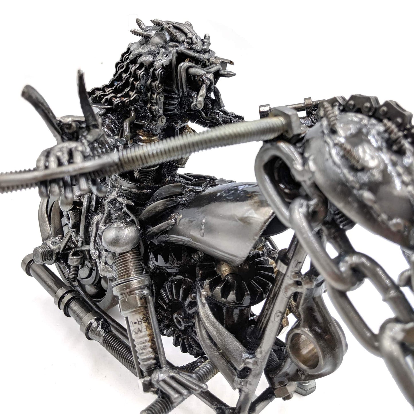 Predator Metal Art Figurine