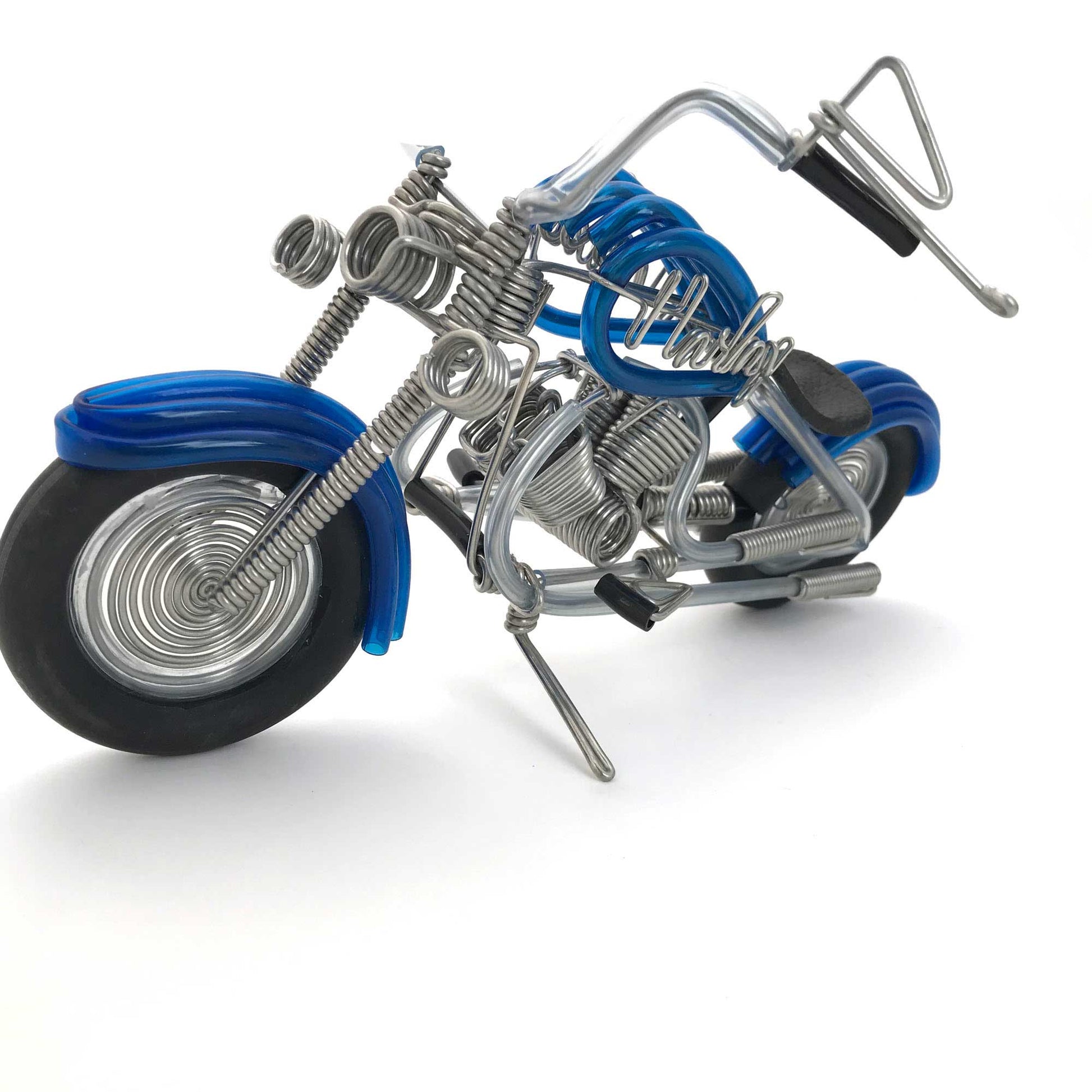 Miniature Wire Art cruiser motor bike hand-crafted from aluminium wire