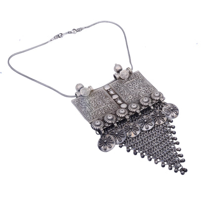 Silver Neckpiece Antique Design