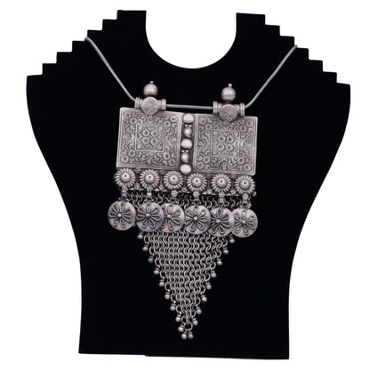 Silver Neckpiece Antique Design